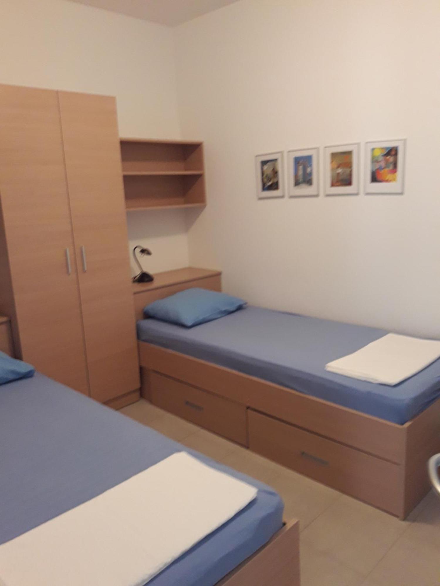 Apartments Paska プレコ エクステリア 写真